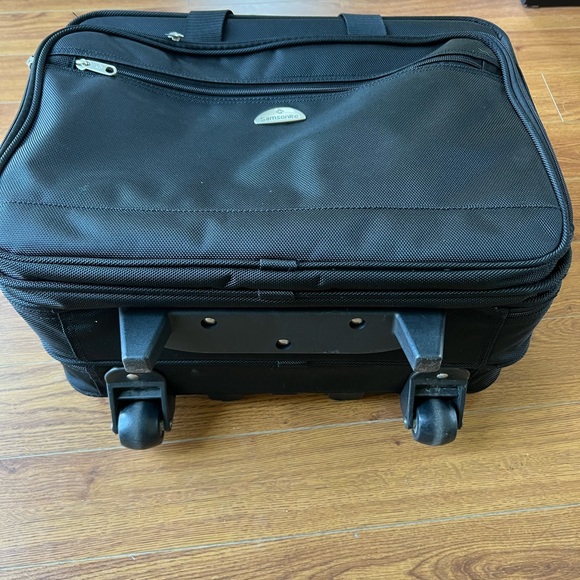 Samsonite work/travel bag. - Picture 12 of 13